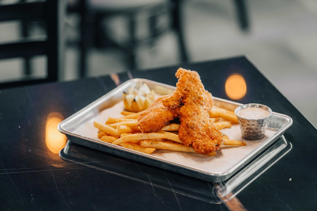 Iron, Wood & Ice Urban Kitchen & Bar | restaurant | 3200 N Spokane St, Post Falls, ID 83854, USA | 2086184766 OR +1 208-618-4766