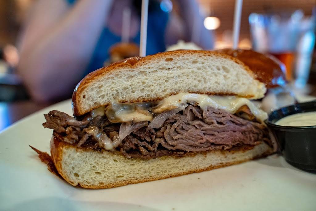 Westwood Tavern | restaurant | 1385 N Meacham Rd, Schaumburg, IL 60173, USA | 8479699500 OR +1 847-969-9500