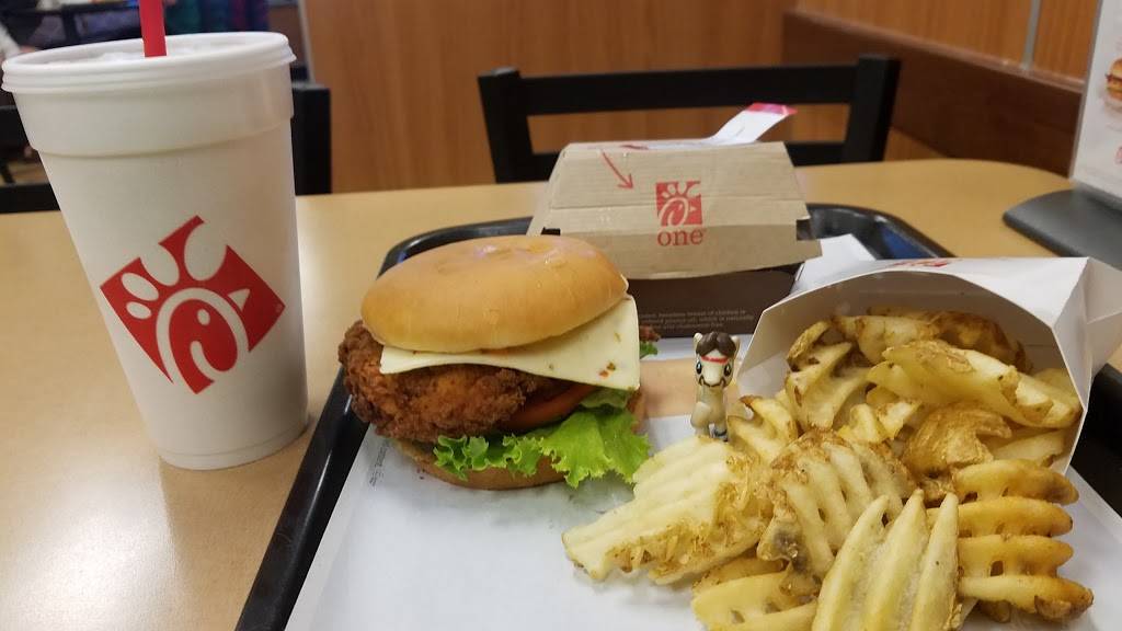 Chick-fil-A | restaurant | 2350 Shane Dr, Louisville, KY 40220, USA | 5024917707 OR +1 502-491-7707