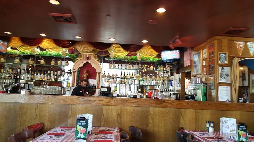 Buca di Beppo Italian Restaurant | restaurant | 205 N Moorpark Rd, Thousand Oaks, CA 91360, USA | 8054493688 OR +1 805-449-3688