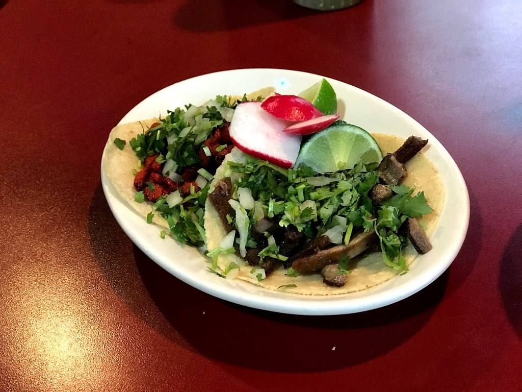 Alexs Tacos & Wings | restaurant | 2202 Circle Dr, Columbia, TN 38401, USA | 9315482297 OR +1 931-548-2297