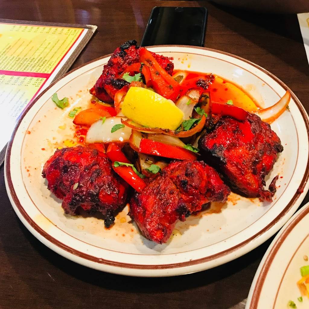 Laylas Kitchen | restaurant | 6152 Cleveland Ave, Columbus, OH 43231, USA | 6148825522 OR +1 614-882-5522