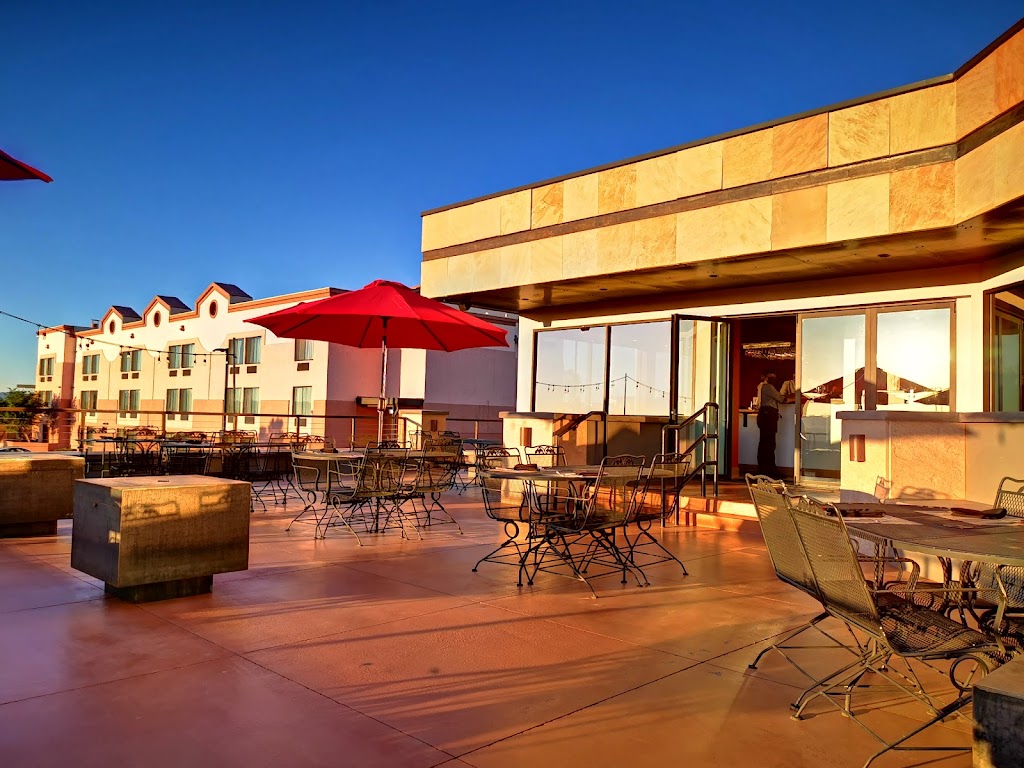 Rimview Terrace | restaurant | 704 Rim View Dr, Page, AZ 86040, USA | 9286454952 OR +1 928-645-4952