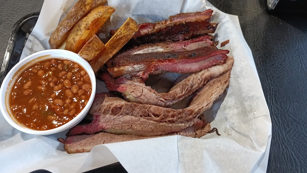 T&W SMOKEHOUSE | restaurant | 205 N Front St, Dardanelle, AR 72834, USA | 4792292582 OR +1 479-229-2582