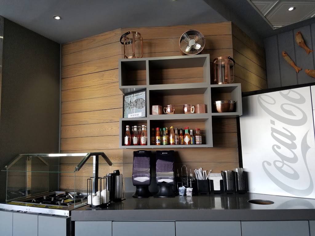 Blue Salt Fish Grill | restaurant | 23215 Hawthorne Blvd, Torrance, CA 90505, USA | 4243831769 OR +1 424-383-1769