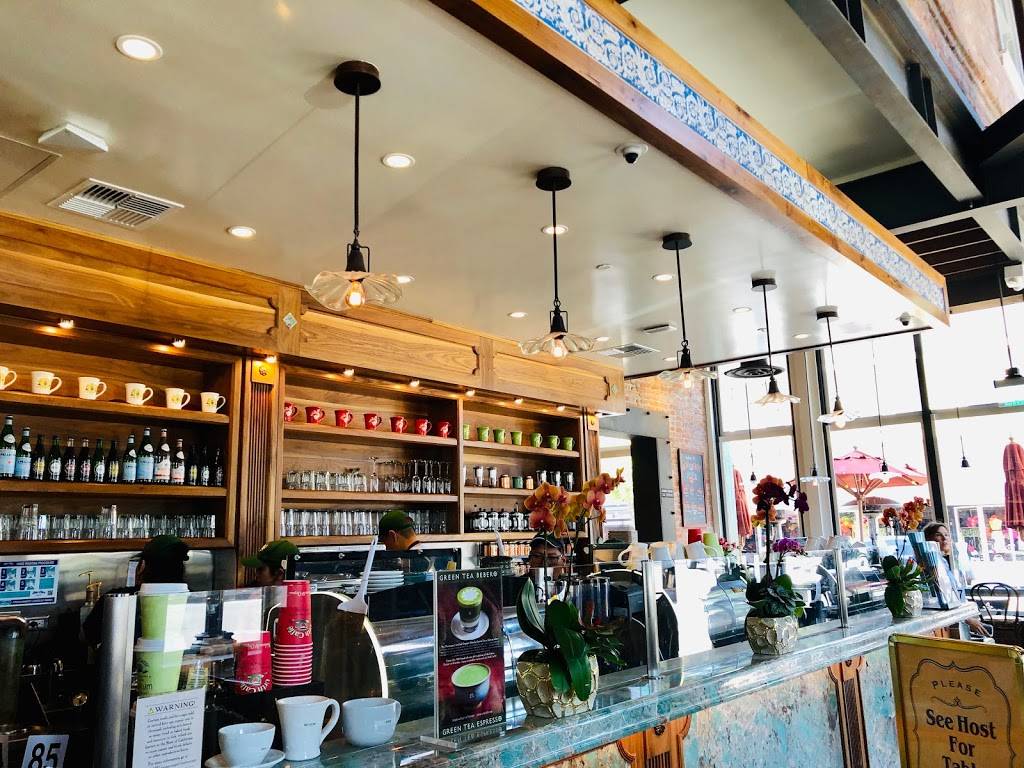 Urth Caffé Orange | restaurant | 100 W Chapman Ave, Orange, CA 92866, USA | 9493295755 OR +1 949-329-5755