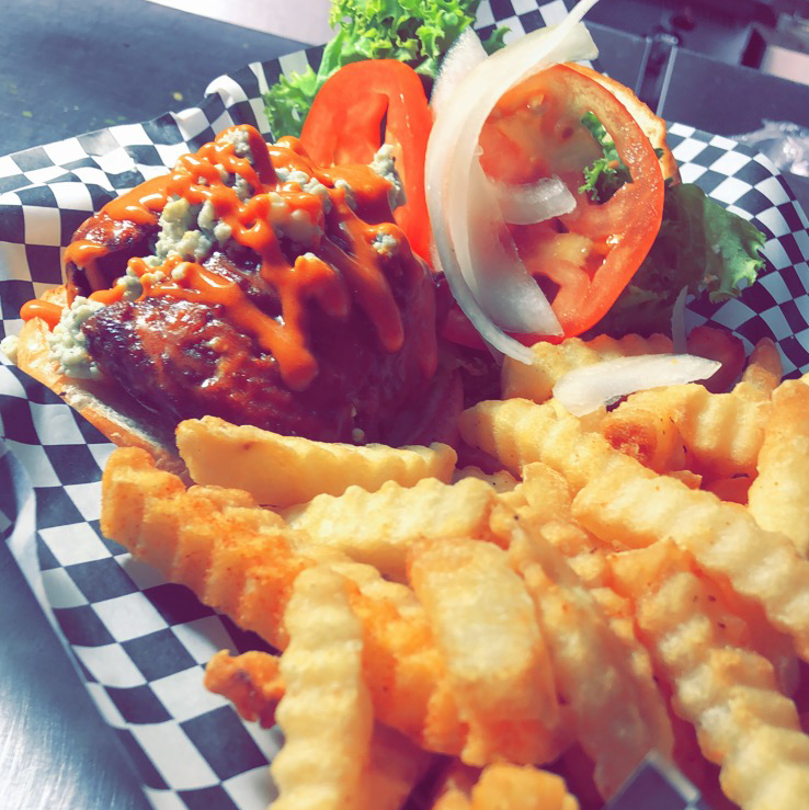 Peach Pit Bar + Grill | restaurant | 1800 McFarland Blvd E ~, Suite 500, Tuscaloosa, AL 35401, USA | 2057928790 OR +1 205-792-8790