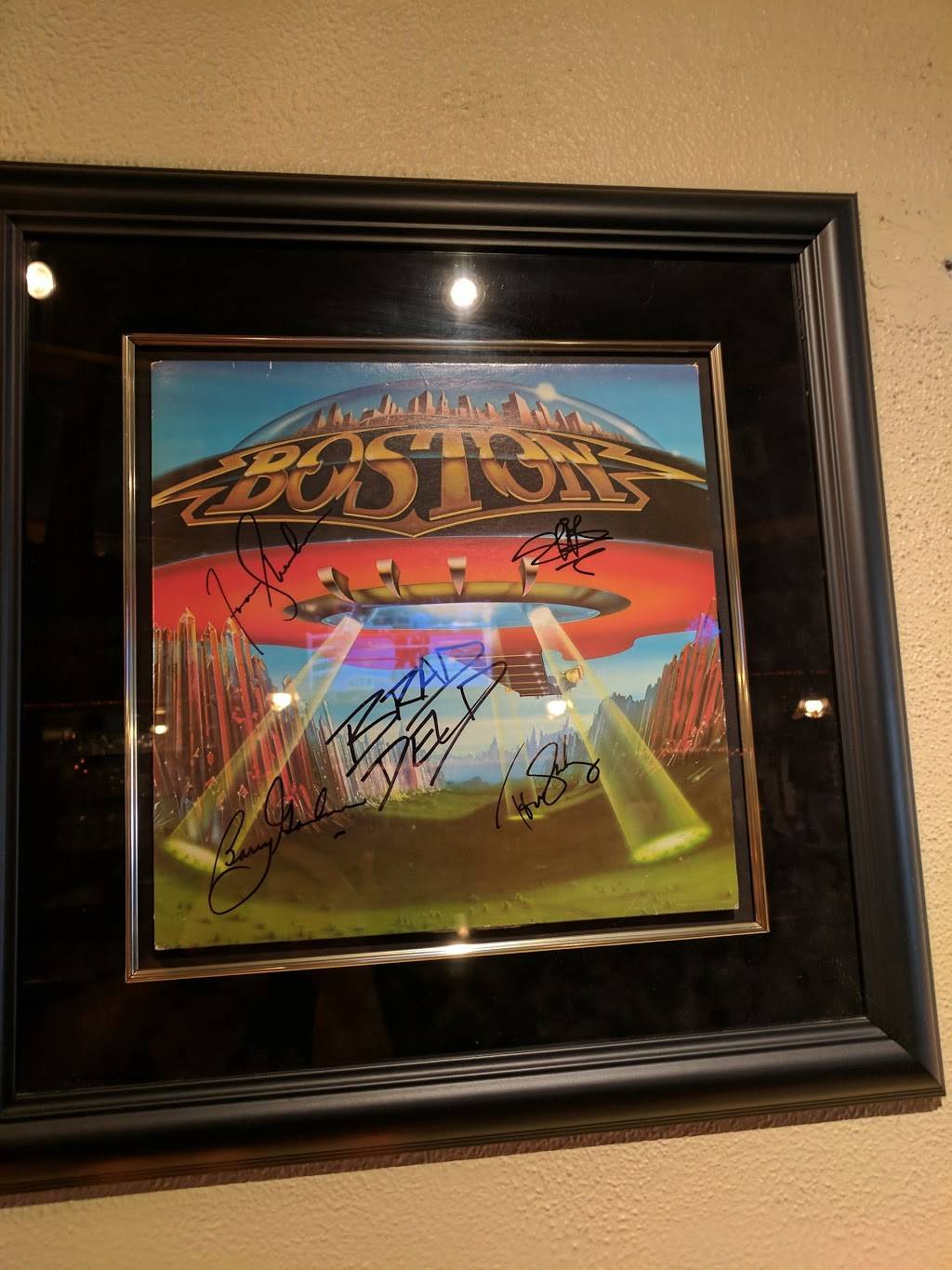 Marks Pub | restaurant | 2190 Pimmit Dr, Falls Church, VA 22043, USA | 7033563822 OR +1 703-356-3822