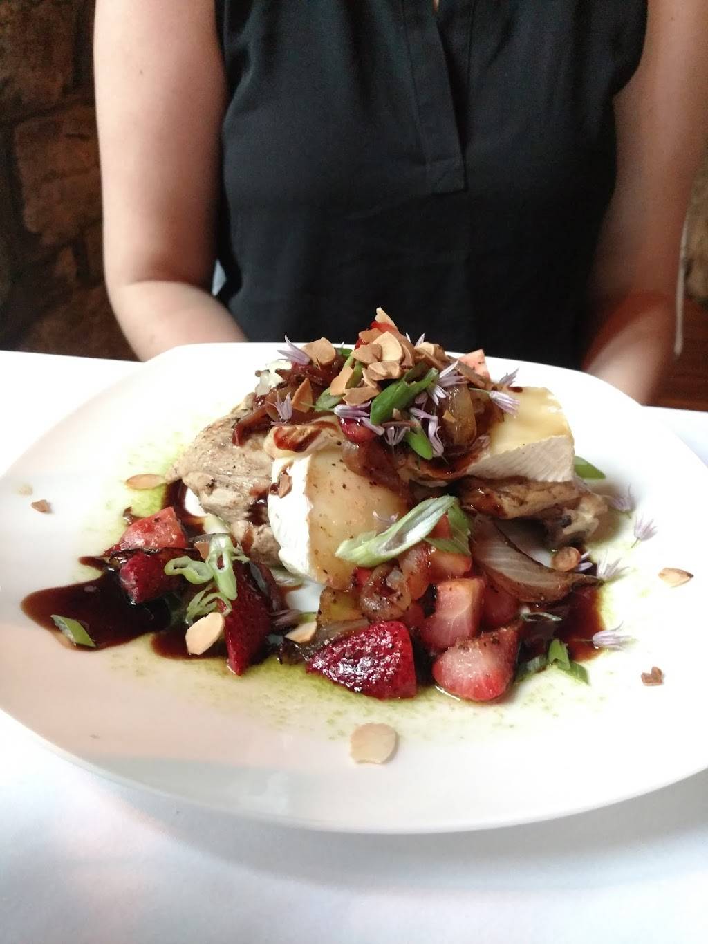 Beardslee Castle | restaurant | 123 Old State Rd, Little Falls, NY 13365, USA | 3158233000 OR +1 315-823-3000