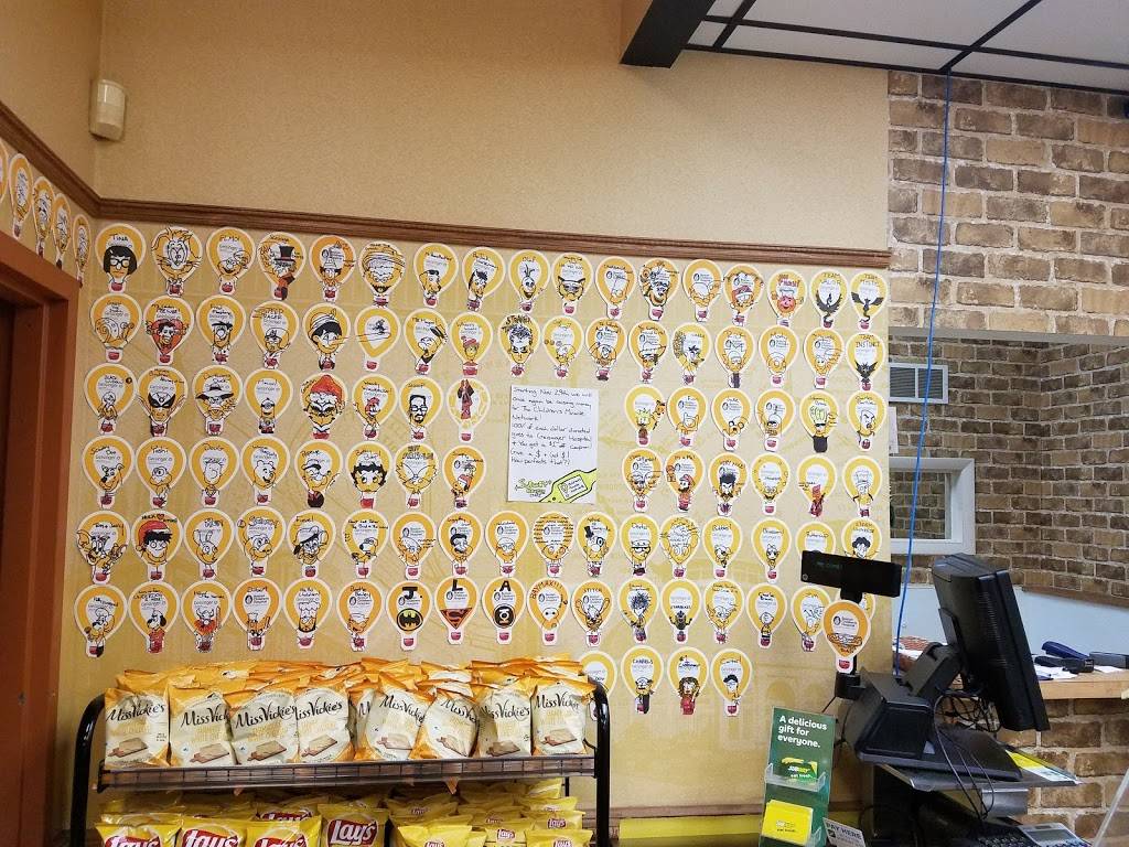 Subway | restaurant | 519 Hooper Rd, Endwell, NY 13760, USA | 6077863458 OR +1 607-786-3458