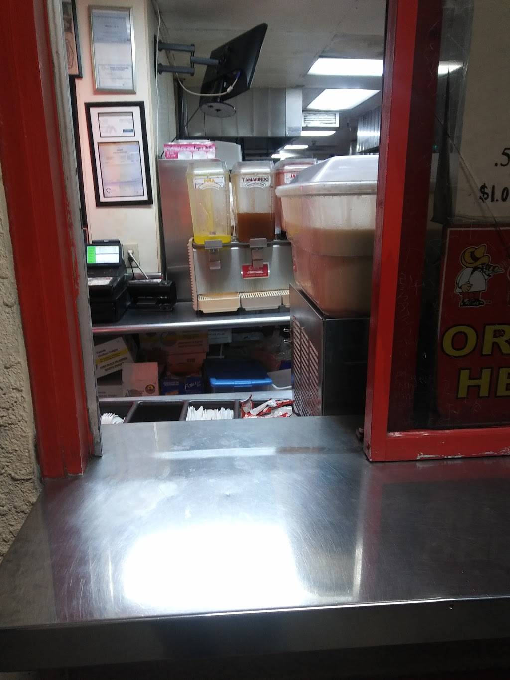 Albertos Mexican Food | restaurant | 6020, 4449 Mission Blvd, Montclair, CA 91763, USA | 9095900194 OR +1 909-590-0194