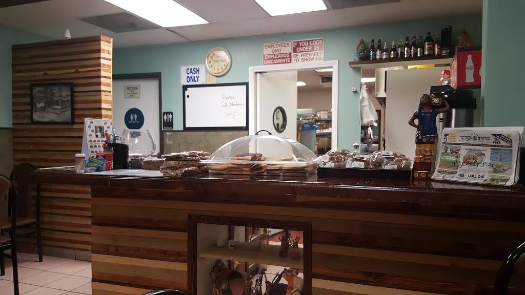 El Salvador Cafe | restaurant | 1751 N Sunrise Way, Palm Springs, CA 92262, USA | 7603223778 OR +1 760-322-3778