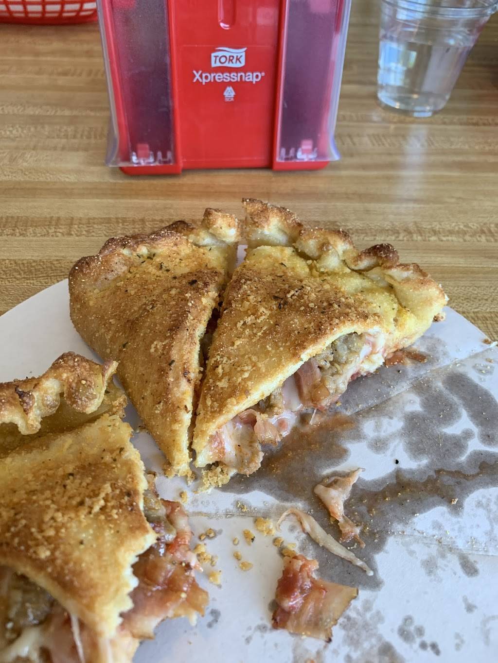 Mancinos Pizza & Grinders | restaurant | 707 N Mitchell St, Cadillac, MI 49601, USA | 2317756558 OR +1 231-775-6558