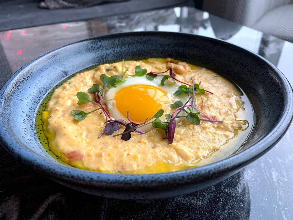 Thorn Restaurant & Lounge | restaurant | 5200 Pearl St, Rosemont, IL 60018, USA | 8472604774 OR +1 847-260-4774