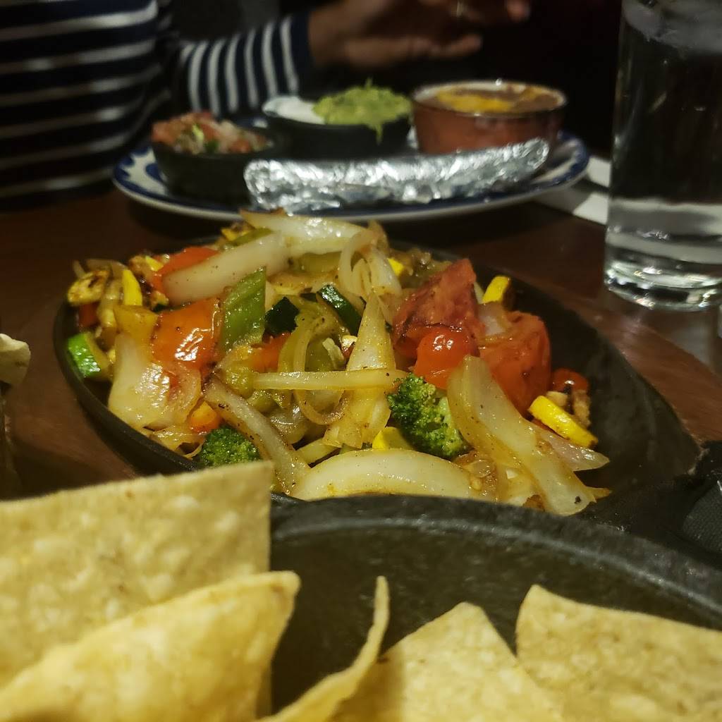 Eddies Mexican Restaurant | restaurant | 9695 W Flamingo Rd, Las Vegas, NV 89147, USA | 7023608210 OR +1 702-360-8210