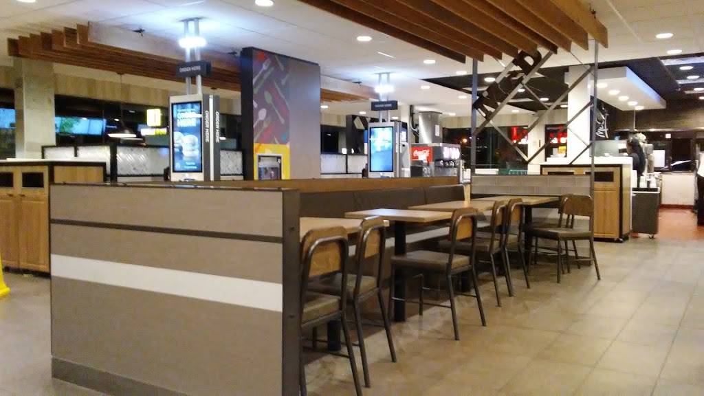 McDonalds | cafe | 4443 W Kennedy Blvd, Tampa, FL 33607, USA | 8132871460 OR +1 813-287-1460