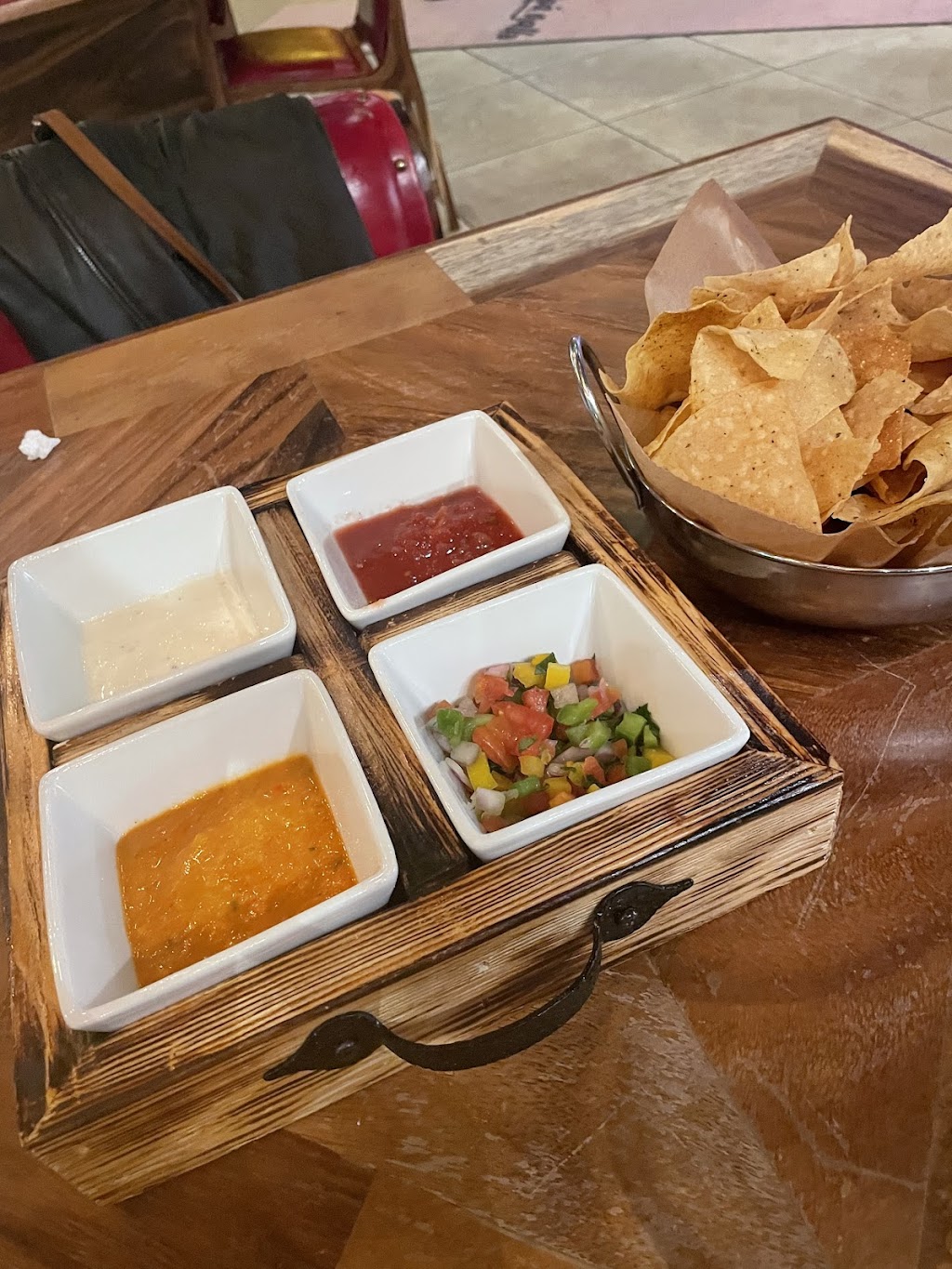 PAPA GALLO | restaurant | 3405 Candlers Mountain Rd Suite A-33, Lynchburg, VA 24502, USA | 4342195820 OR +1 434-219-5820