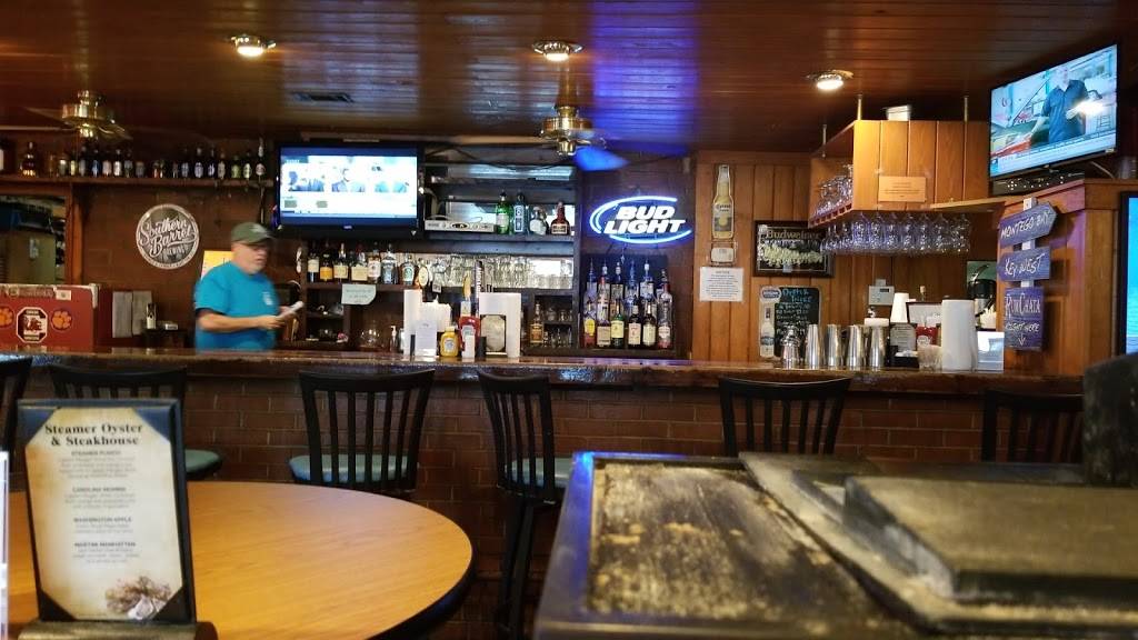 Steamer Oyster & Steakhouse | restaurant | 168 Sea Island Pkwy, Beaufort, SC 29907, USA | 8435220210 OR +1 843-522-0210