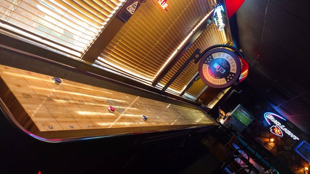 Players Club Bar & Grill | restaurant | 1501 S Noland Rd, Independence, MO 64055, USA | 8168369400 OR +1 816-836-9400