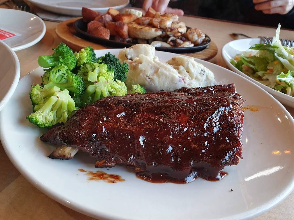 Applebees Grill + Bar | restaurant | 2500 4th St SW, Waverly, IA 50677, USA | 3193529240 OR +1 319-352-9240