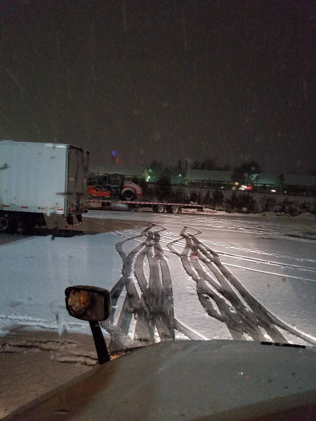 Pilot Travel Center | restaurant | 8035 Perry Hwy, Erie, PA 16509, USA | 8148648536 OR +1 814-864-8536