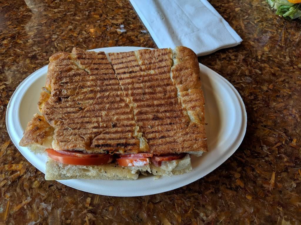 Croutons | restaurant | 9254 Scranton Rd, San Diego, CA 92121, USA | 8586389500 OR +1 858-638-9500