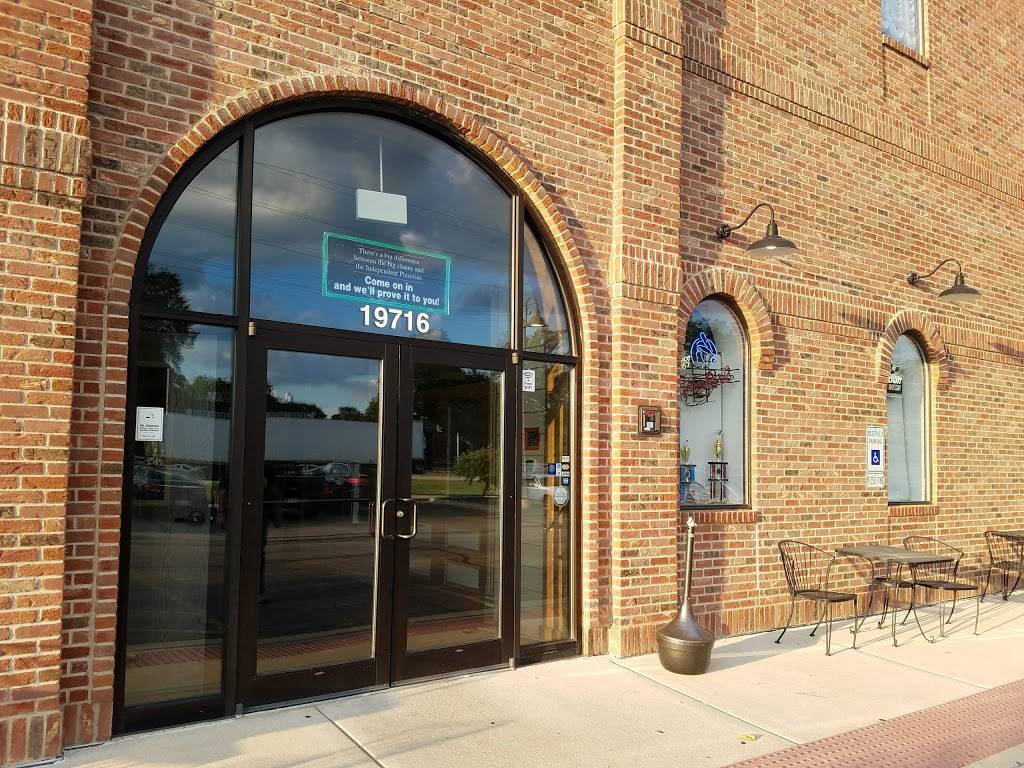 Joes Place | restaurant | 19716 E Grant Hwy, Marengo, IL 60152, USA | 8155682500 OR +1 815-568-2500