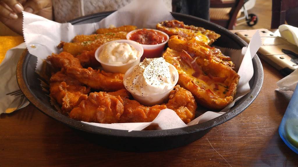 Bootleggers on Broadway | restaurant | 200 Broadway, Troy, NY 12180, USA | 5188744475 OR +1 518-874-4475