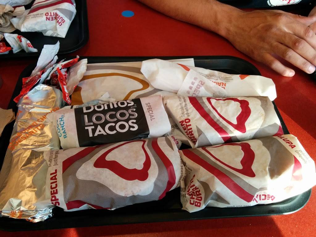 Taco Bell | meal takeaway | 268 NJ-10, Succasunna, NJ 07876, USA | 9735844761 OR +1 973-584-4761