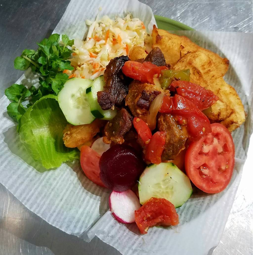 Cantarito Salvadorian Restaurant | restaurant | 730 W Lancaster Blvd #102, Lancaster, CA 93534, USA | 6619513939 OR +1 661-951-3939