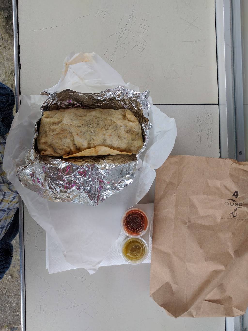 Los Burritos Restaurant | restaurant | 1312 Echo Park Ave, Los Angeles, CA 90026, USA | 2139779102 OR +1 213-977-9102