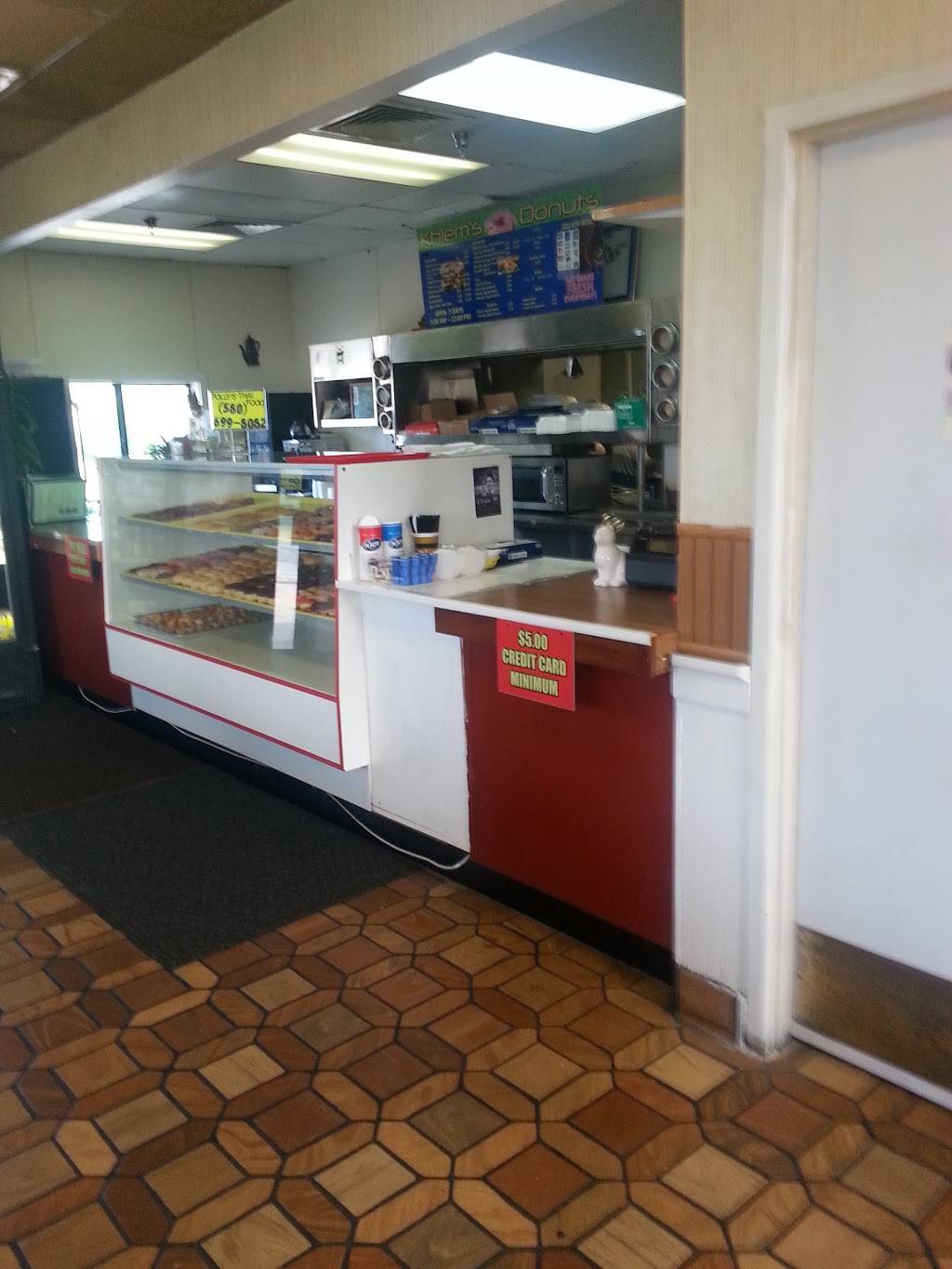 Pollys Thai Kitchen | restaurant | 402 SW Sheridan Rd, Lawton, OK 73505, USA | 5806998082 OR +1 580-699-8082