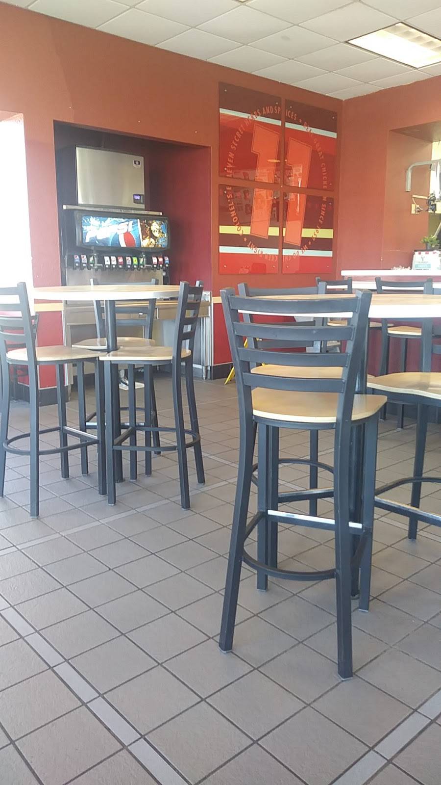 KFC | restaurant | 4540 Western Center Blvd, Haltom City, TX 76137, USA | 8174844012 OR +1 817-484-4012