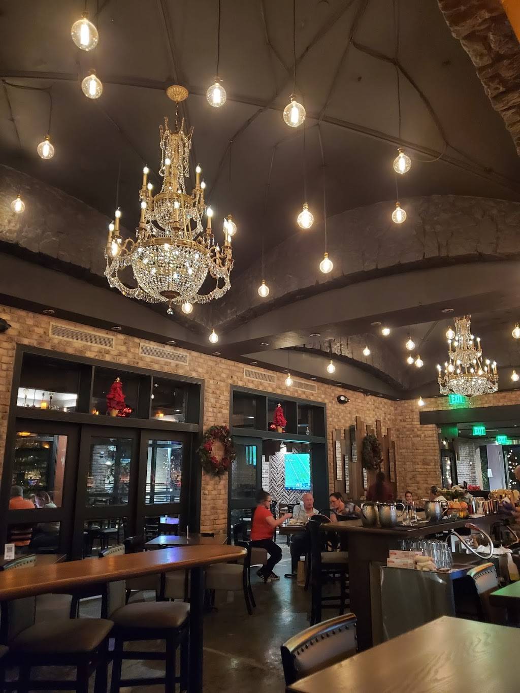 Hearsay on the Waterway | restaurant | 20 Waterway Ave Suite 105, The Woodlands, TX 77380, USA | 8325851723 OR +1 832-585-1723