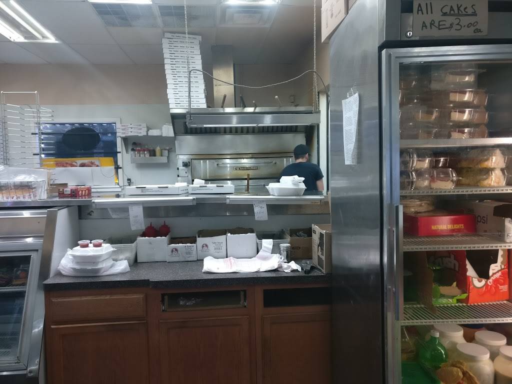 Pizza and Fish Express | restaurant | 6540 Evergreen Rd, Detroit, MI 48228, USA | 3139082255 OR +1 313-908-2255