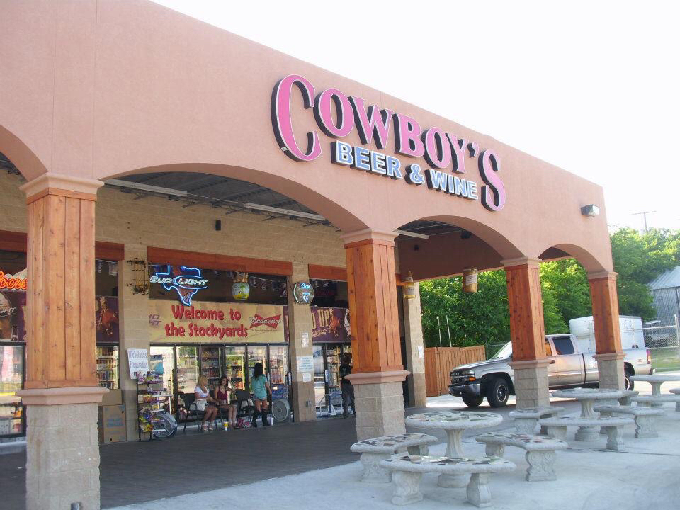 Cowboys Beer Barn | restaurant | 2701 N Main St, Fort Worth, TX 76164, USA | 8179534543 OR +1 817-953-4543