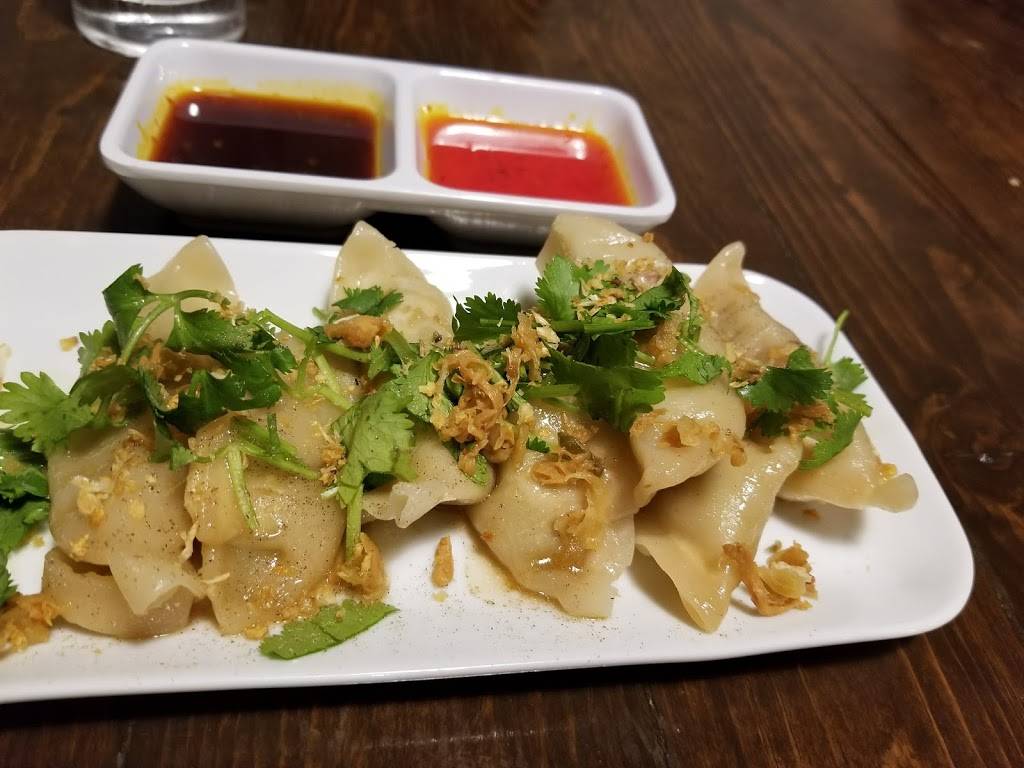 Pan Tang | restaurant | 6841 Foothill Blvd, Tujunga, CA 91042, USA | 8184052470 OR +1 818-405-2470