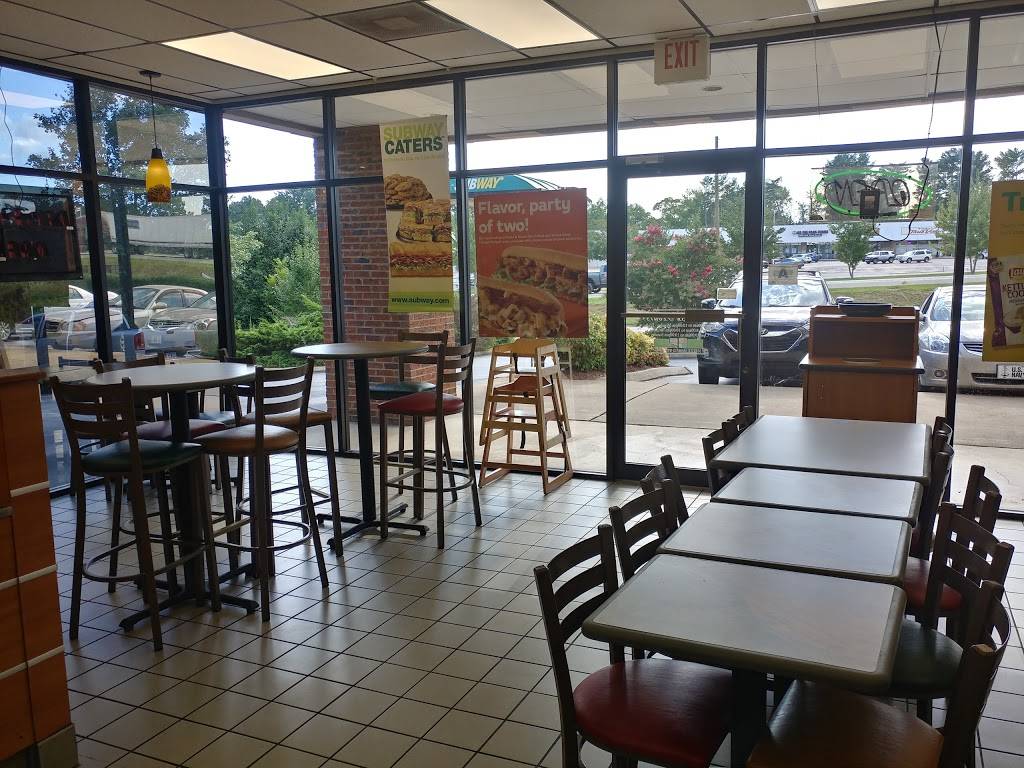 Subway | restaurant | 146-F Walnut Ln, Travelers Rest, SC 29690, USA | 8648342694 OR +1 864-834-2694