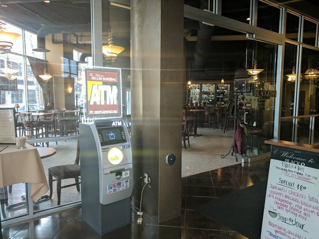 Black & Tan Grille | restaurant | 130 E Walnut St, Green Bay, WI 54301, USA | 9204307700 OR +1 920-430-7700