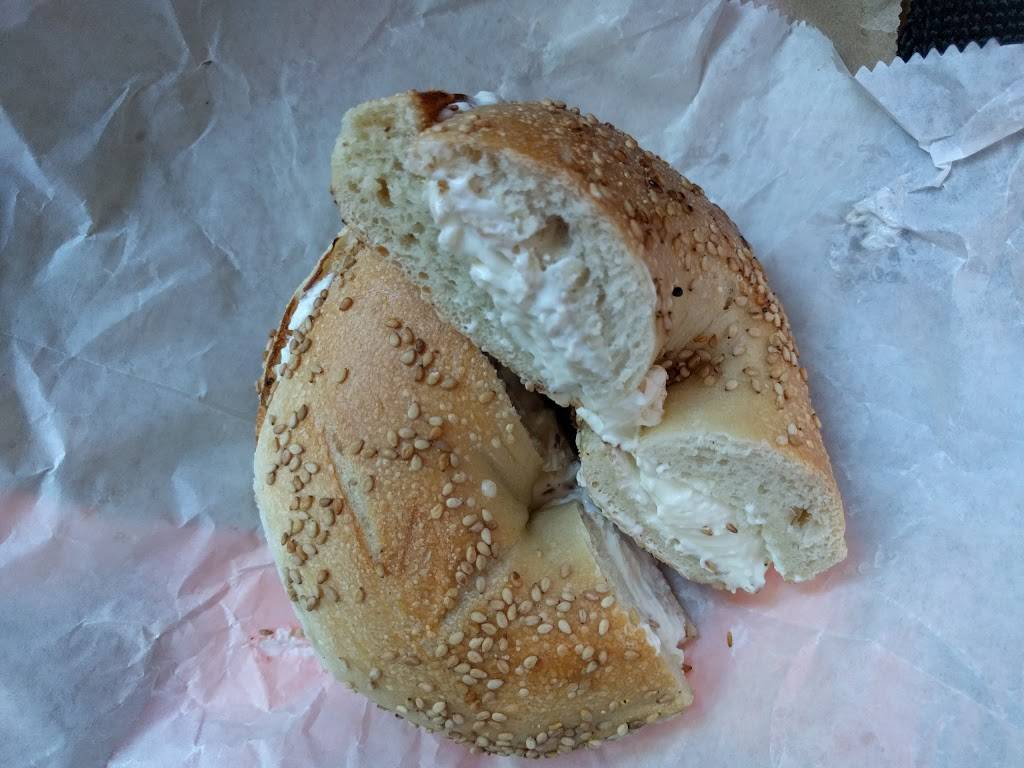 Neals Bagels | bakery | 12141 Darnestown Rd, Gaithersburg, MD 20878, USA | 3012160070 OR +1 301-216-0070