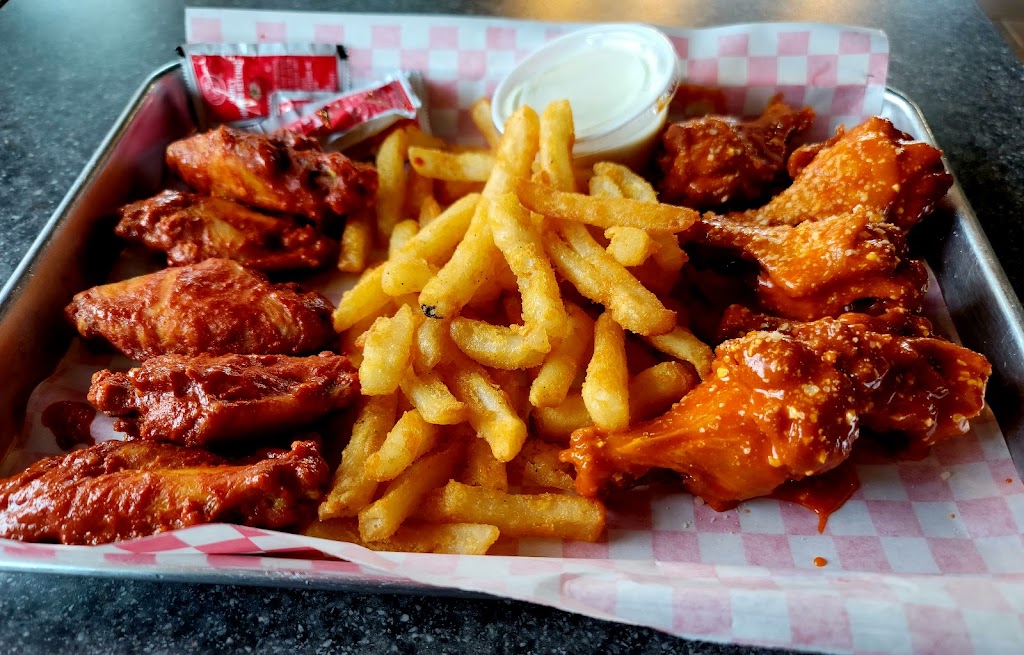 Wing Snob | restaurant | 3400 E Hebron Pkwy Suite 116, Carrollton, TX 75007, USA | 4697079073 OR +1 469-707-9073