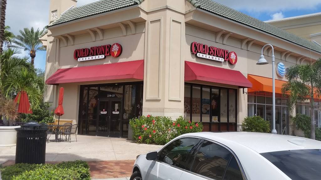 Cold Stone Creamery | bakery | 2250 Town Center Ave #125, Melbourne, FL 32940, USA | 3216371450 OR +1 321-637-1450