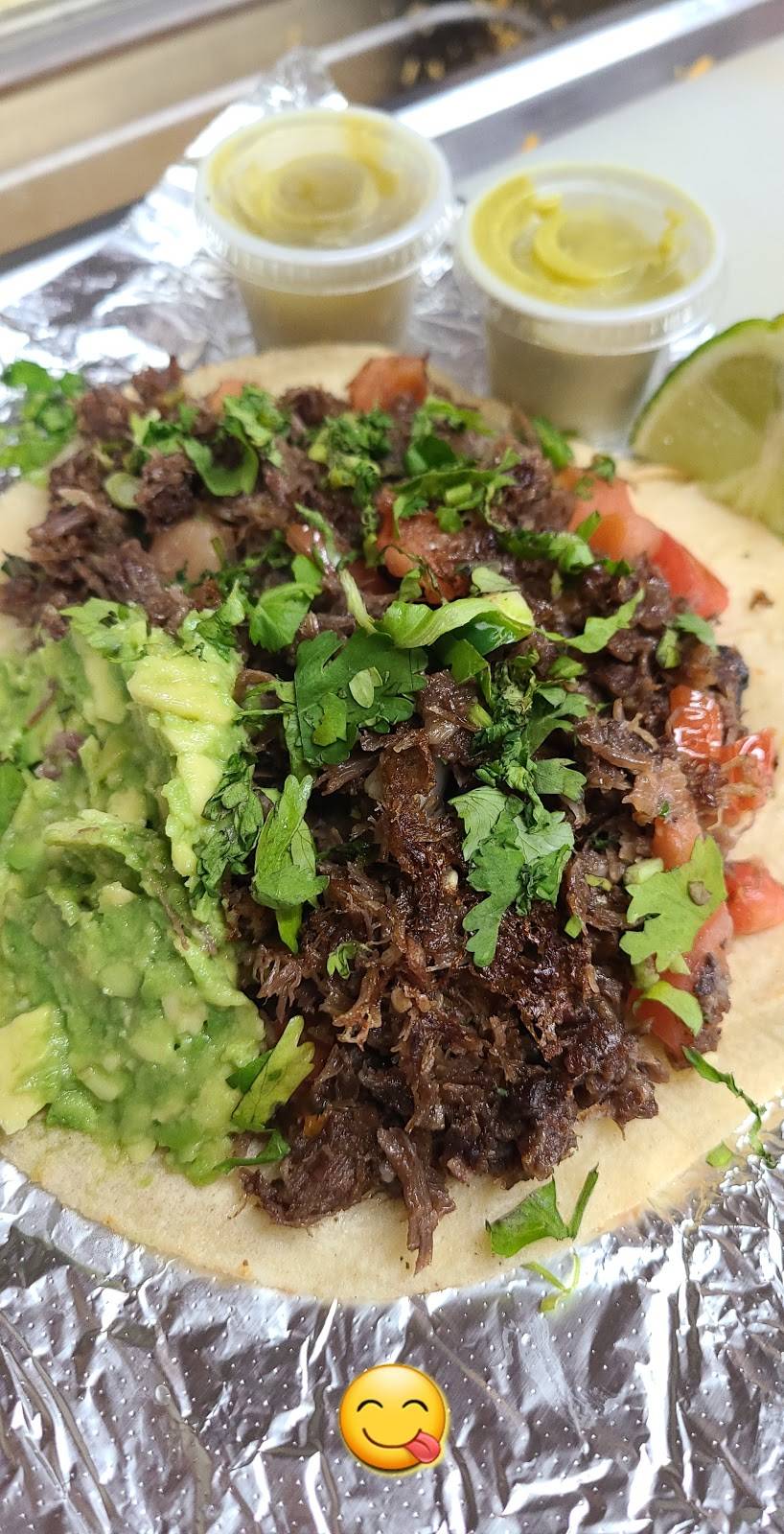 Bobcat Quickie | restaurant | 339 N Guadalupe St, San Marcos, TX 78666, USA | 5123962000 OR +1 512-396-2000