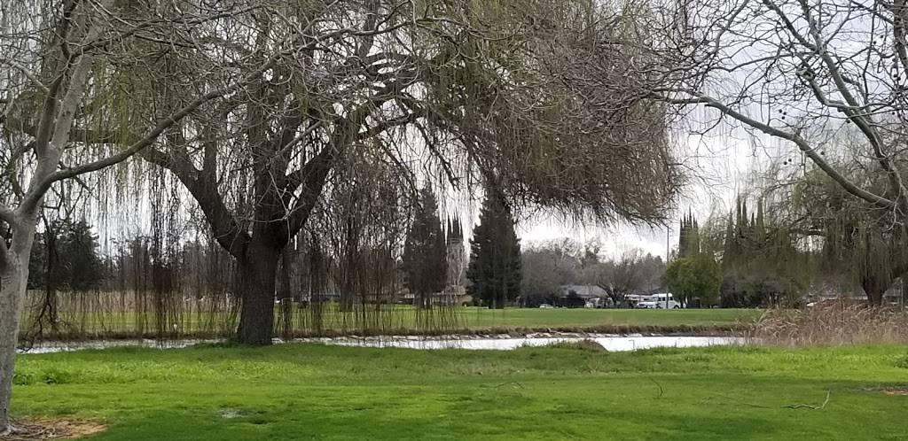 Creekside Golf Course | restaurant | 701 Lincoln Ave, Modesto, CA 95354, USA | 2095715123 OR +1 209-571-5123
