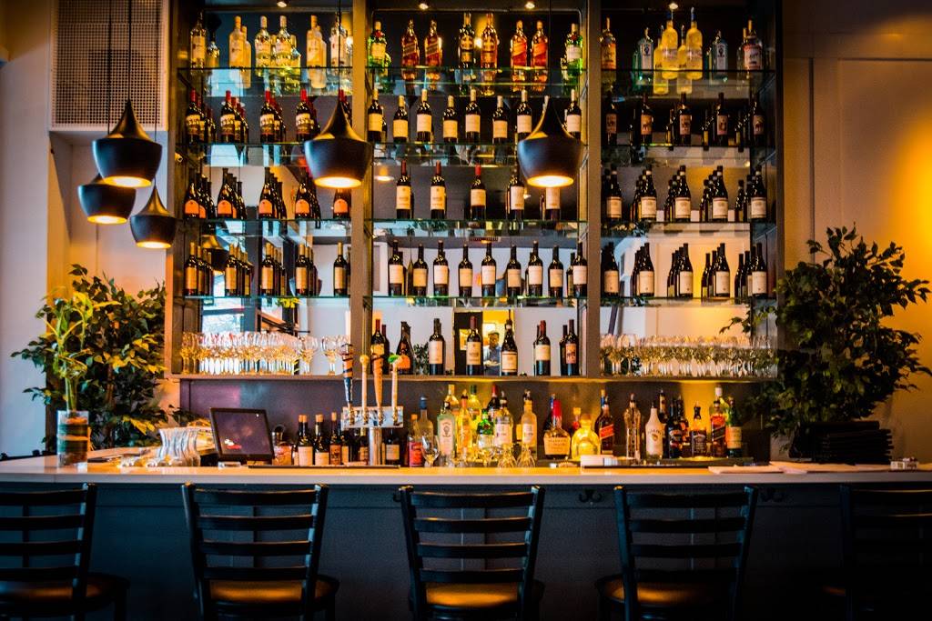 Plates Private Events | restaurant | 4 Wall St, Huntington, NY 11743, USA | 6312712210 OR +1 631-271-2210