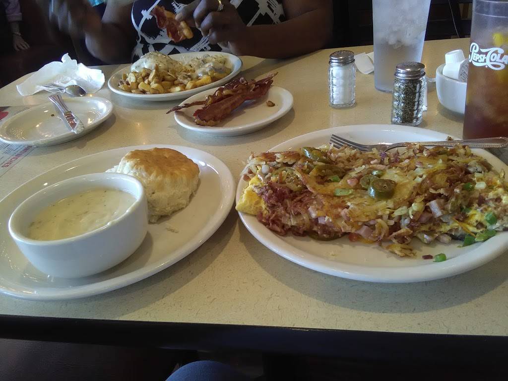 The Big Biscuit | restaurant | 5400 W 95th St, Prairie Village, KS 66207, USA | 9136486848 OR +1 913-648-6848