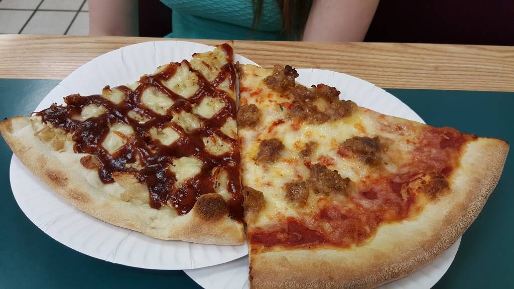 III Illianos Pizza | restaurant | 24 E Ridge Pike, Conshohocken, PA 19428, USA | 6103970272 OR +1 610-397-0272