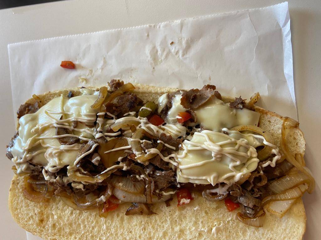 Moez Famous Cheesesteaks & Burgers | restaurant | 3891 Platt Rd, Ann Arbor, MI 48108, USA | 7342632144 OR +1 734-263-2144