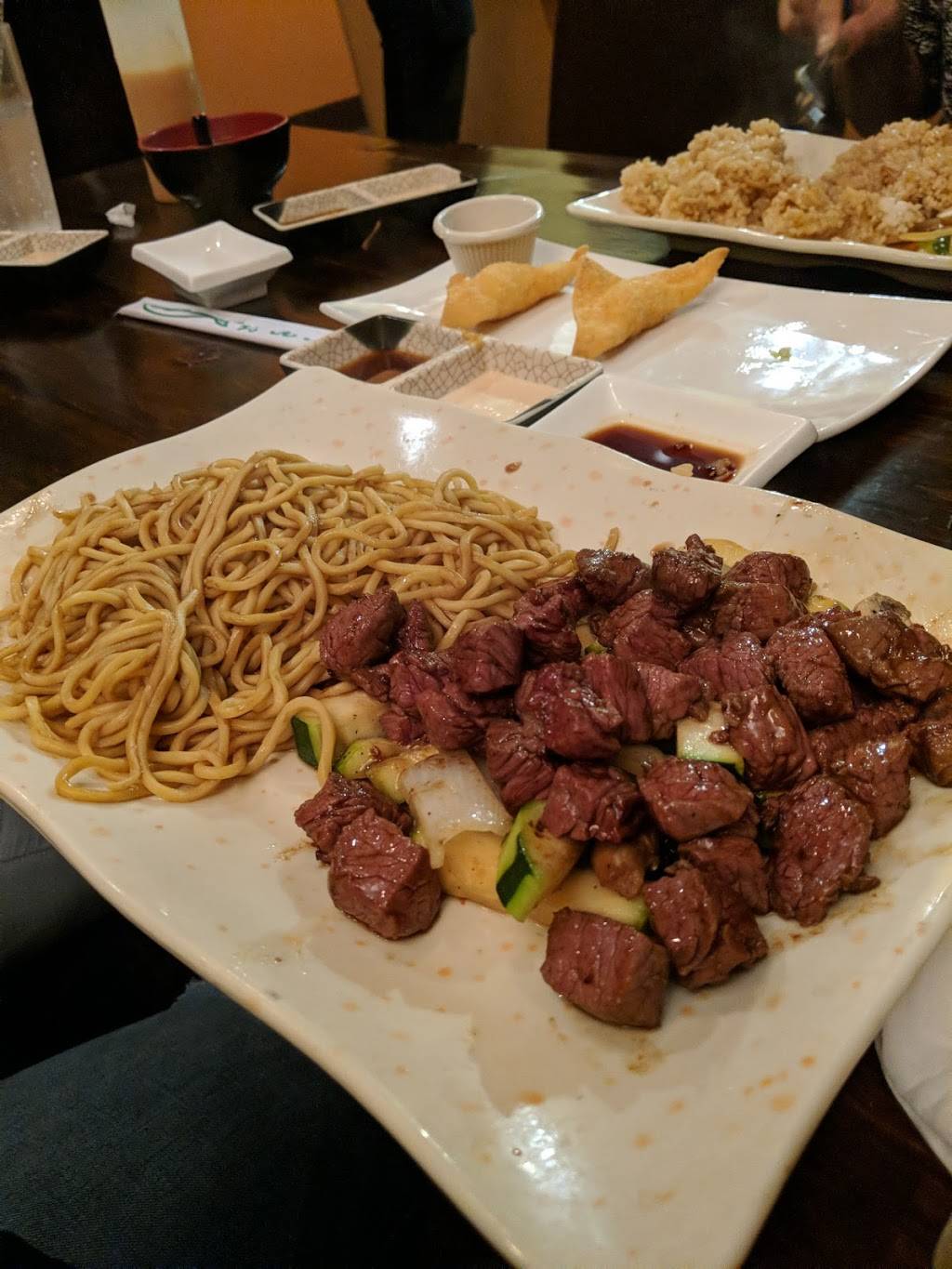 Yamato Sushi & Steak House | restaurant | 729 Hartford Pike, Dayville, CT 06241, USA | 8607740888 OR +1 860-774-0888