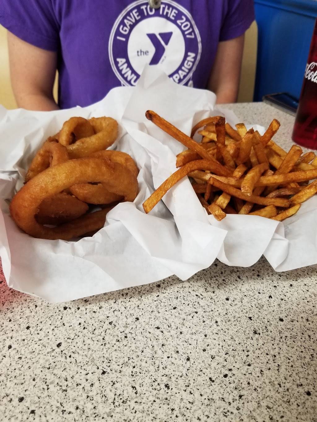 Johnnies Grill | restaurant | 301 S Rock Island Ave, El Reno, OK 73036, USA | 4052624721 OR +1 405-262-4721